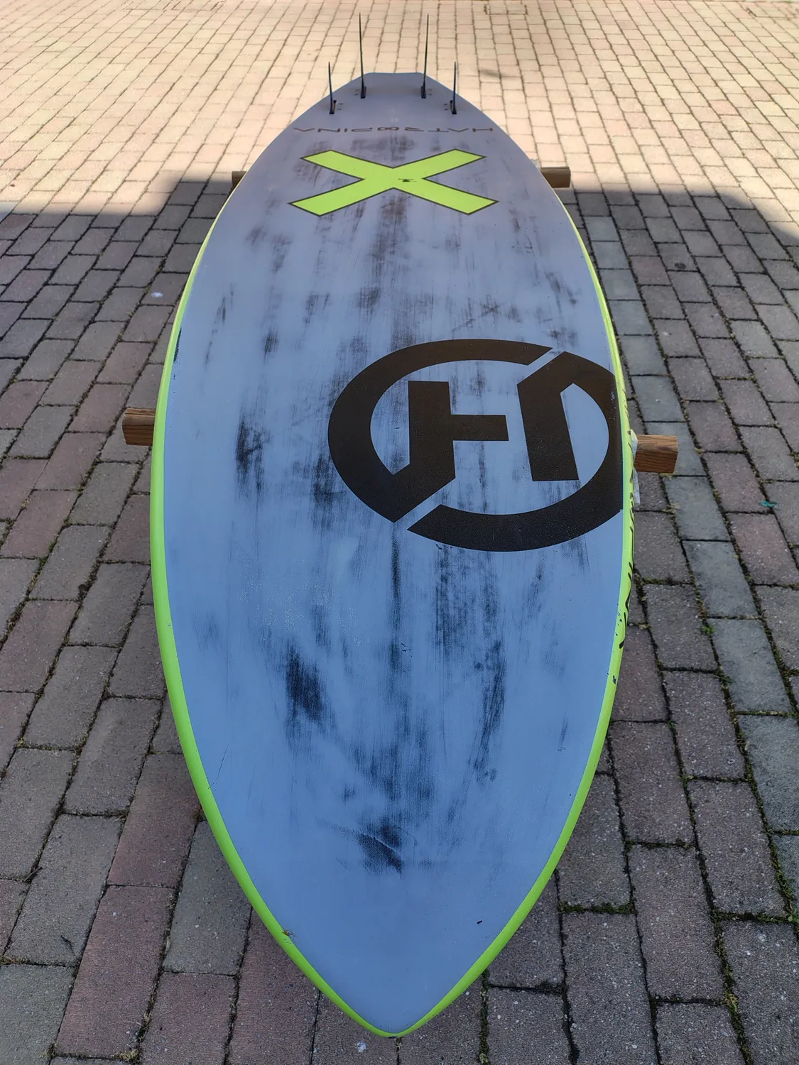Hatropina Dogma Wave Quad tavola windsurf 83L usata