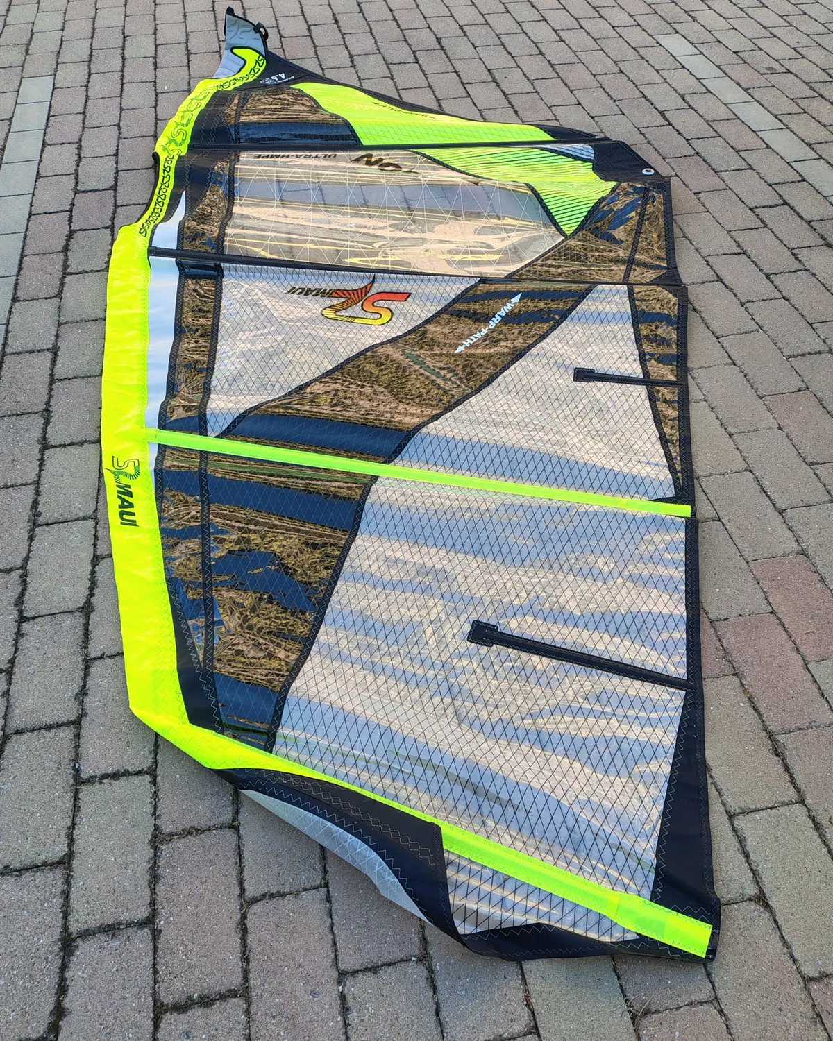 S2Maui Dragon Ultra-HMPE vela windsurf 4.6 usata
