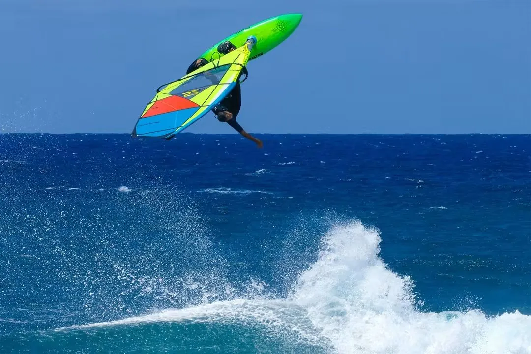 S2Maui Dragon 2027 vela wave Carbon Tech leggera