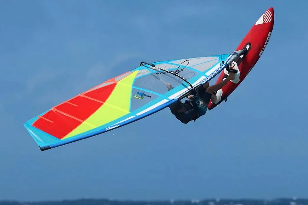 S2Maui Alchemy 2022 vela wave 5 stecche bump-and-jump