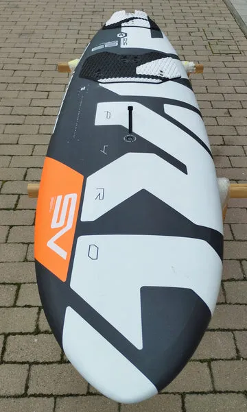 Severne Pyro 2023 83L tavola windsurf test wave