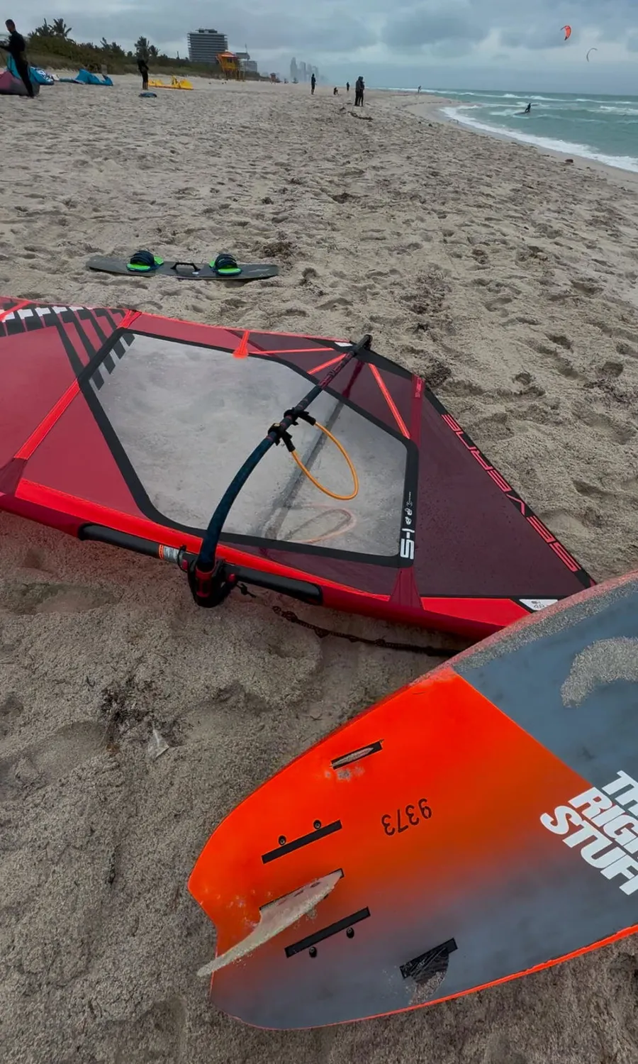 Hatropina Off Fins Mutant pinna wave posteriore thruster quad
