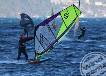 S2Maui Ninja 2025 Carbon+Tech vela freestyle speciale