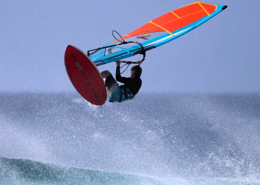 S2Maui Catalyst 2025 vela wave 4.6 carbon