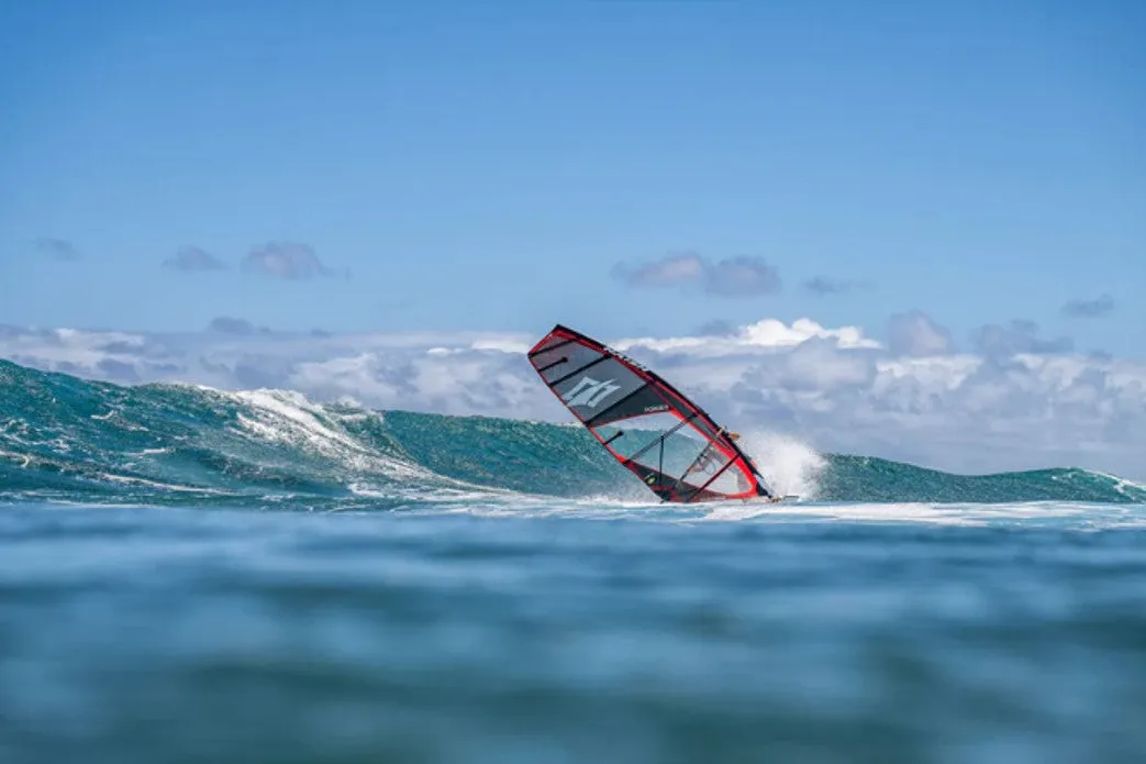 Naish Force 5 2026 vela wave 5.0 mq controllo onshore
