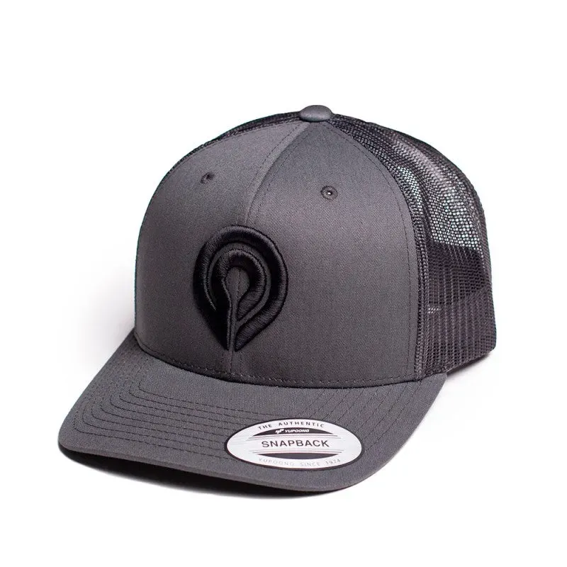 Goya Drop Snapback Trucker cappellino grigio ricamo nero
