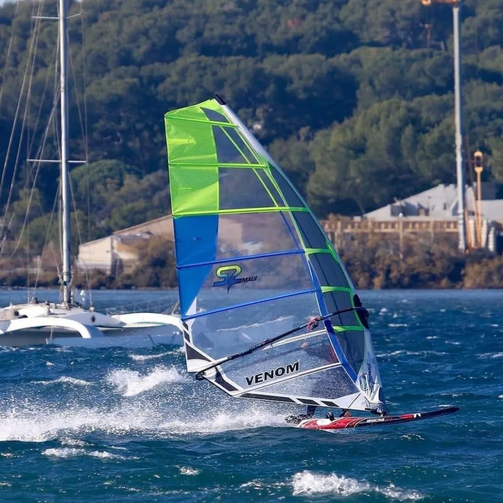 S2Maui Venom 2021 vela windsurf race slalom