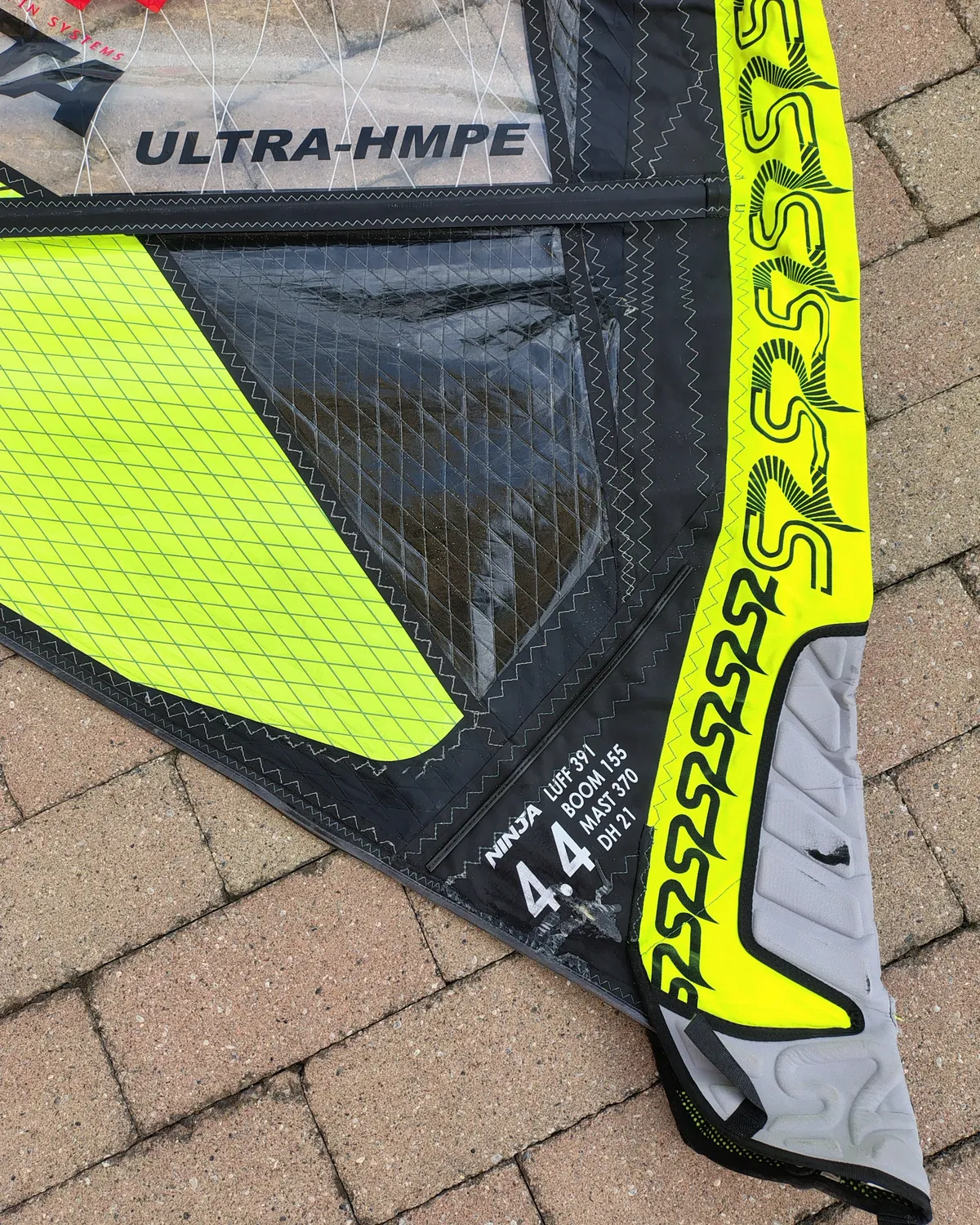 S2Maui Ninja Ultra-HMPE vela windsurf 4.4 2026 usata