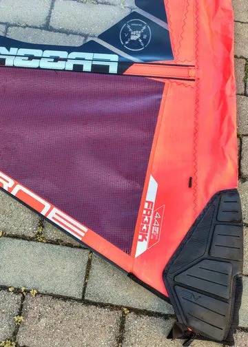 Severne Freek 4.4 2023 vela windsurf usata