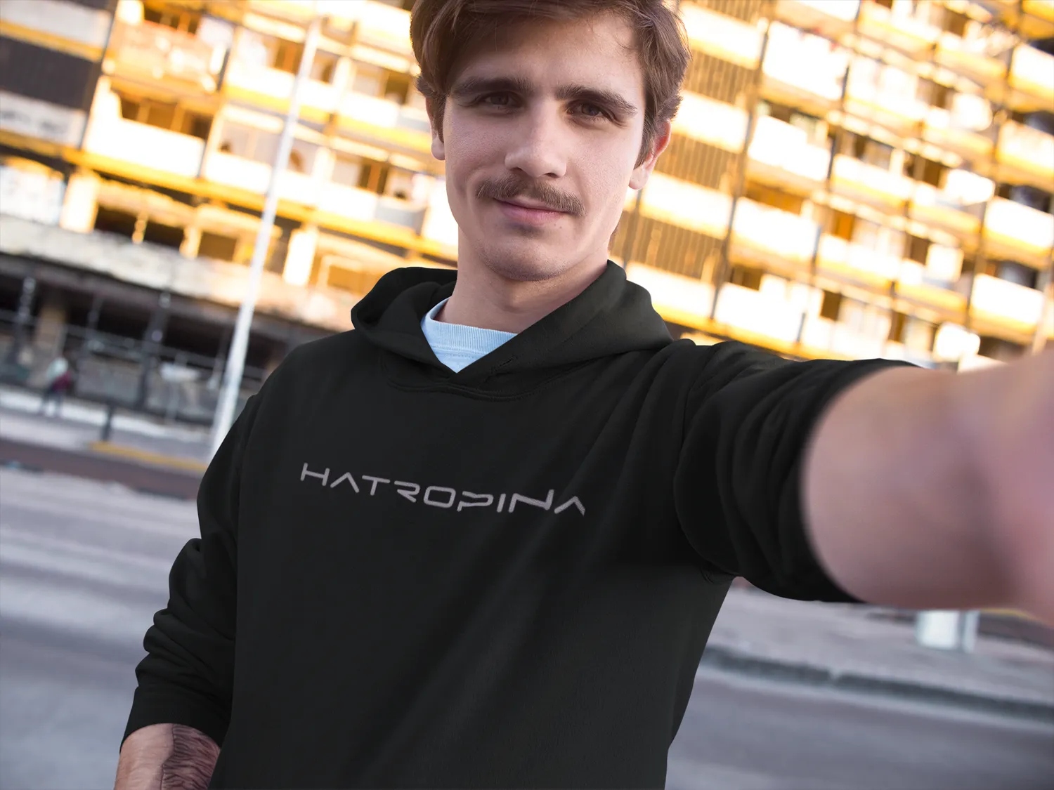Hatropina felpa cappuccio unisex nera cotone bio