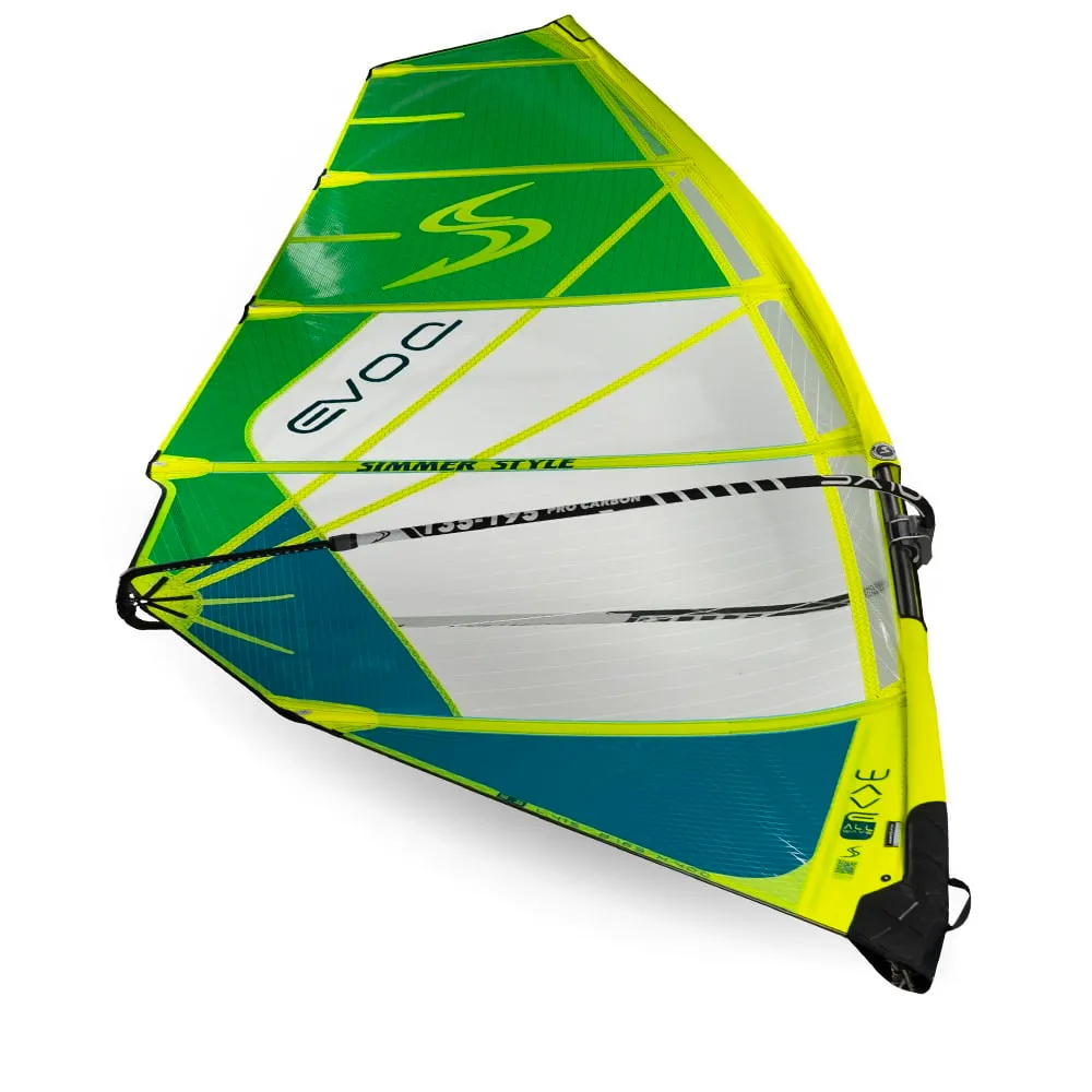 Simmer Style Evoq vela wave leggera manovra