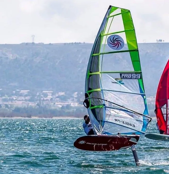 S2Maui Eagle-FR 2022 vela foil slalom 6.1 race