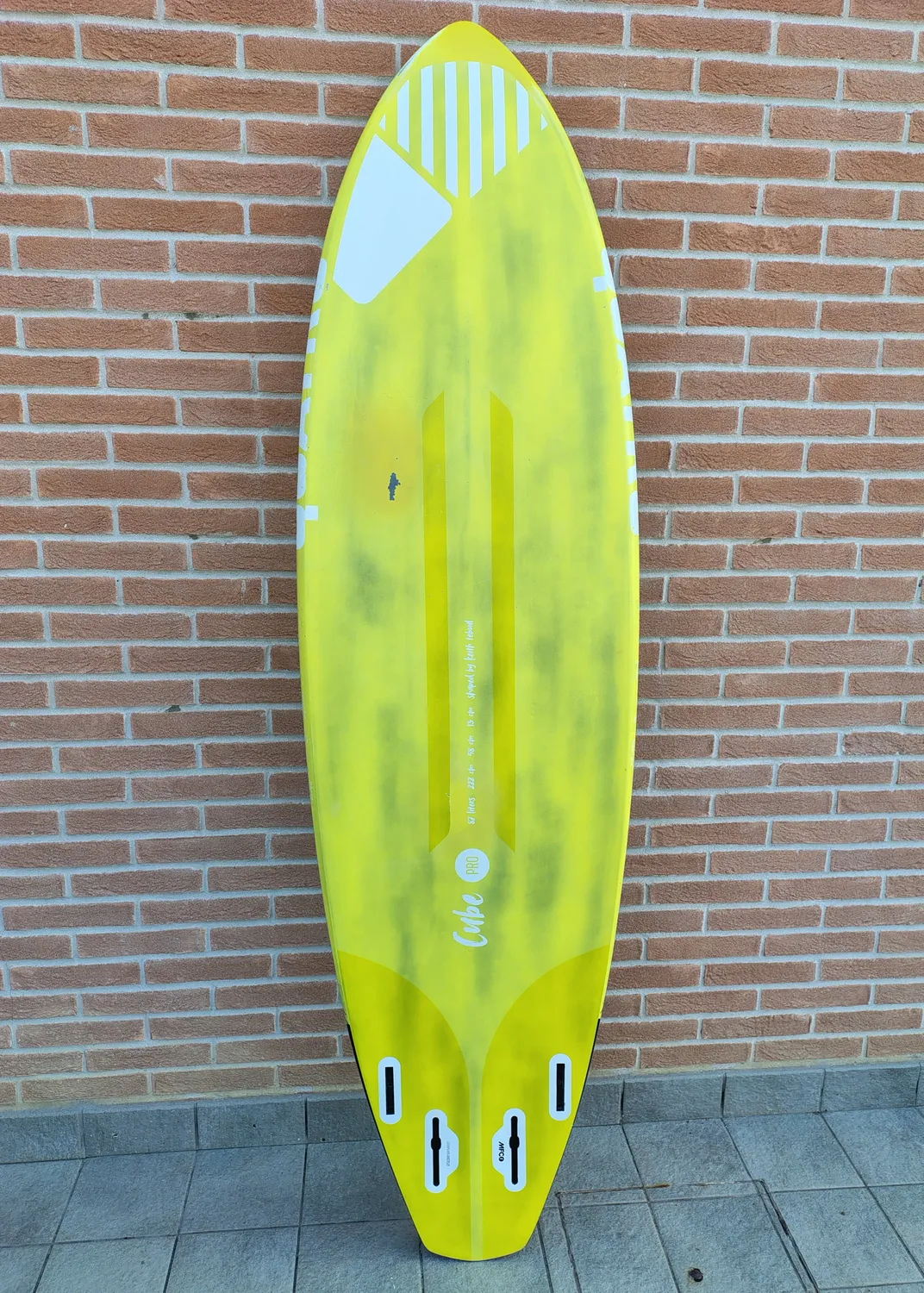 Quatro Cube Quad Pro 87 LT Tavola Windsurf Usata