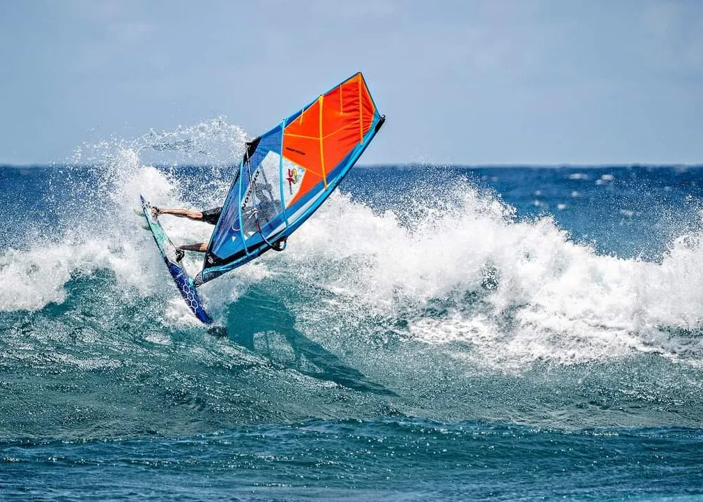 S2Maui Dragon 2025 Carbon Tech vela wave leggera