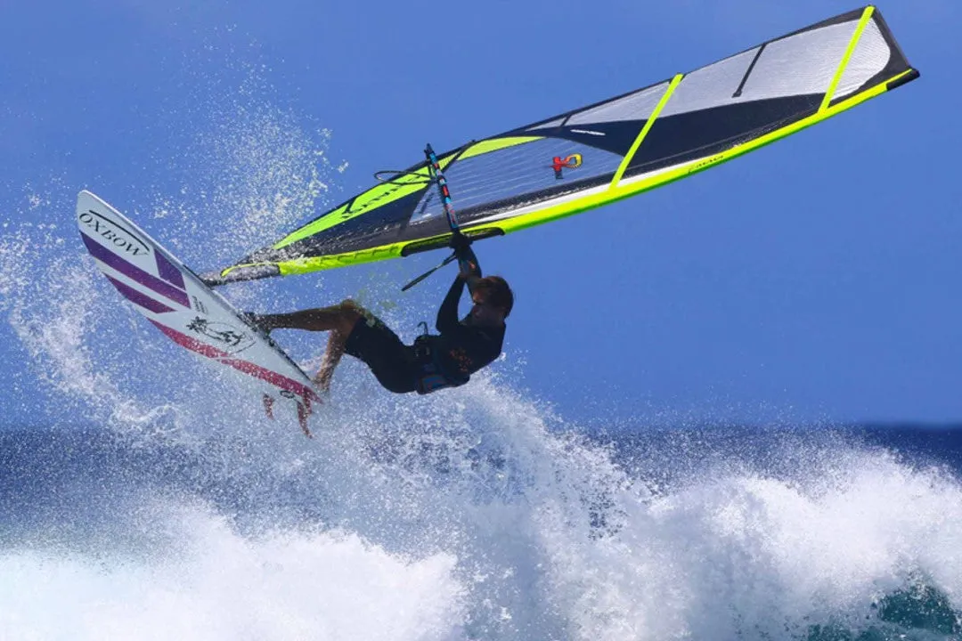 S2Maui Catalyst 2026 ULTRA-HMPE vela wave ultraleggera