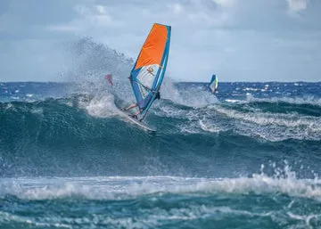S2Maui Catalyst 2025 vela windsurf wave carbon tech