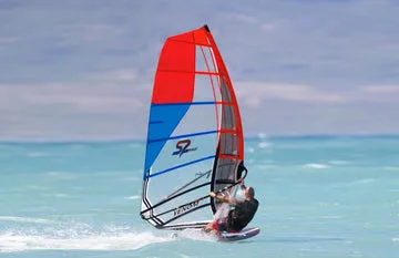 S2Maui Venom 2020 vela windsurf slalom race