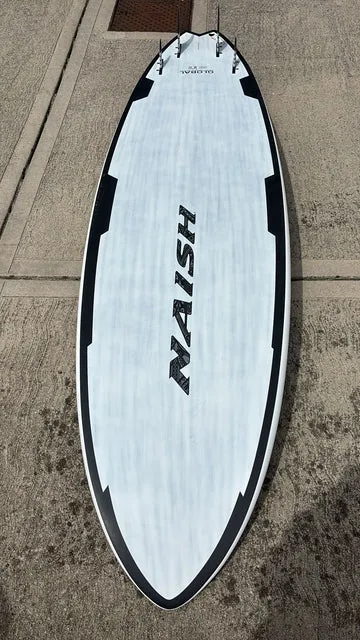 Naish Global 85 tavola windsurf 85 litri 2025 usata